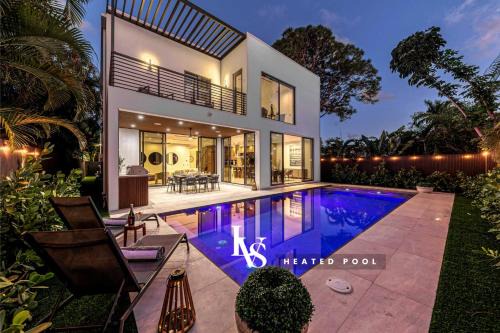 Victoria Park Casa | Villa Enclave- Brand New Luxe Las Olas Beach Villa
