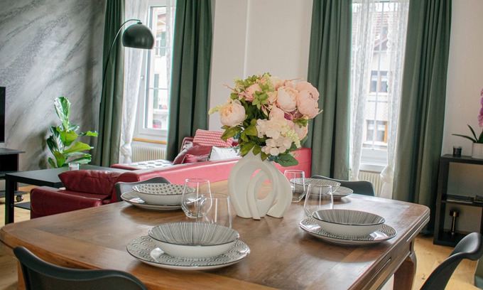 Matten bei Interlaken Casa | Villa Epoka Apartment Luz: Central 2-bedroom apartment with view in Interlaken
