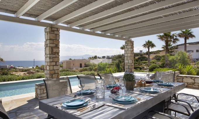 Paros Villa | Villa Erato · Villa ideal para 8 familias - Piscina, vistas al mar
