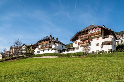 Ortisei Apartamento | Villa Erina App C3