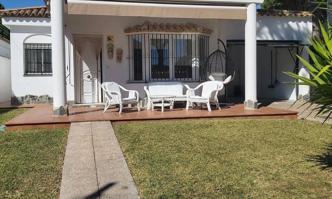 Chiclana de la Frontera Chalet De Esquí | Chalet Villa esperanza a 10 minutos playa andando