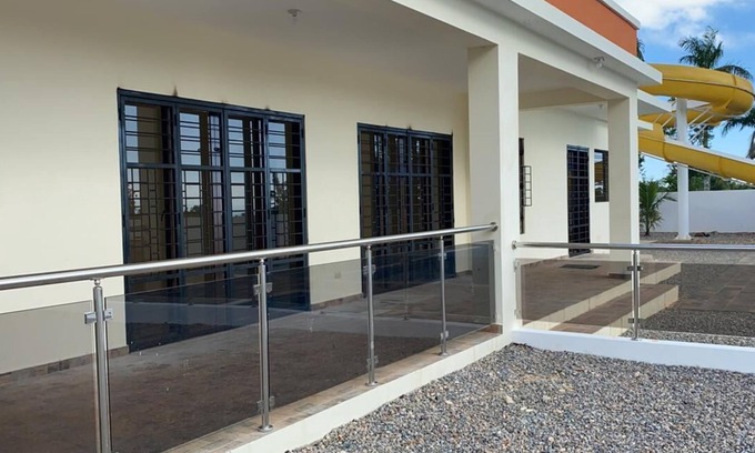 Nagua Casa | 🏝️ Villa Espaciosa con Piscina, Tobogán y BBQ Cerca de las Playas de RD