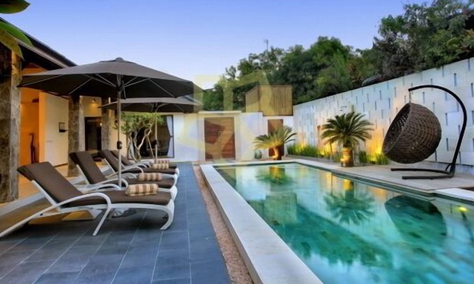 Nakula Villa | Villa elegante y elegante en Seminyak