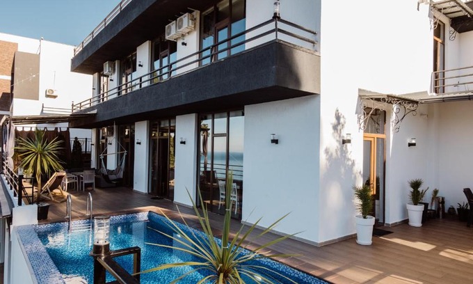 Kvariati Casa | VILLA EVKALIPT Kvariati
