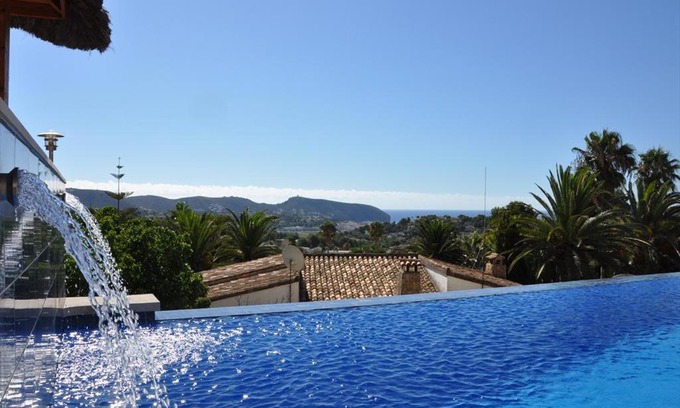 Benimeit Chalet De Esquí | Villa Evora