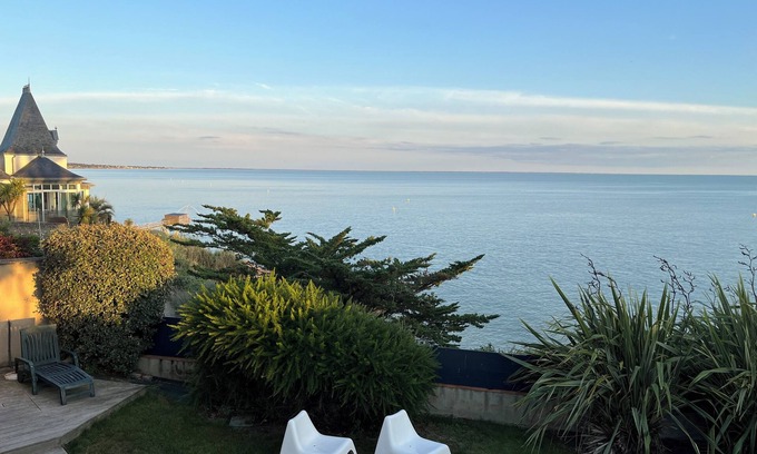 Pornic Villa | Villa facing the sea, exceptional view of the bay!