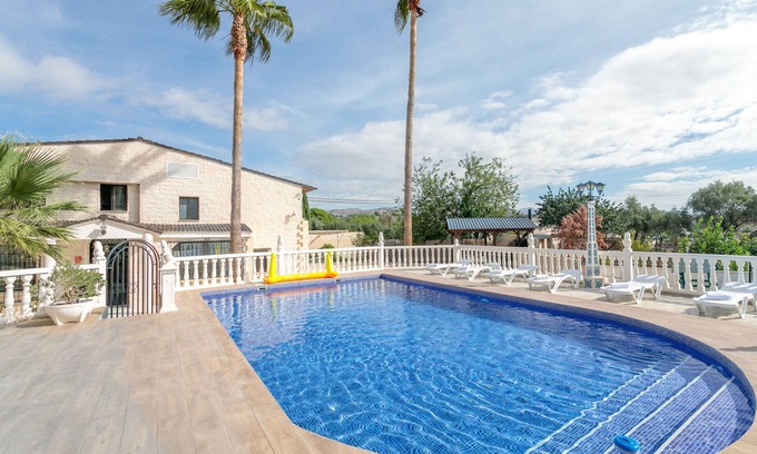Alicante Villa | Villa 'Favorita' con piscina privada, Wi-Fi y aire acondicionado