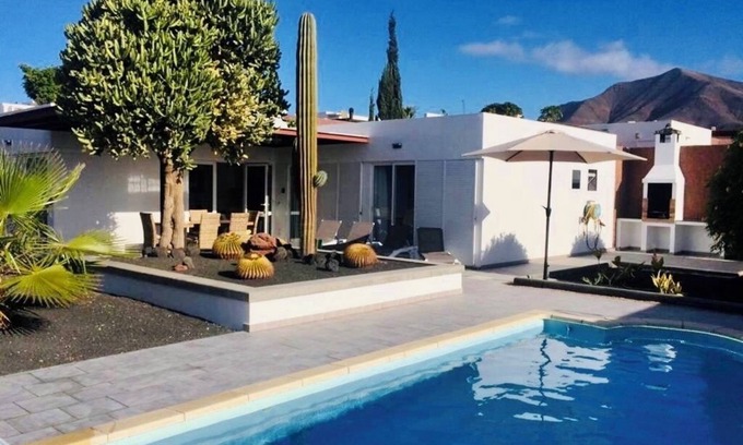 Playa Blanca Casa | Villa Felicia-Villa Piscina Privada -Lanzarote-Los Coloradas -Playa Blanca-Privacidad