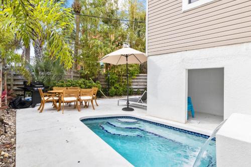 Siesta Key Village Casa | Villa Fiesta - 312R