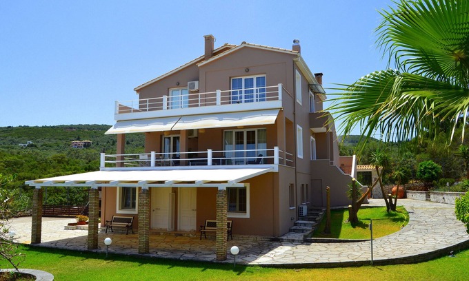 Tsoukaladhes Villa | Villa Filis -1 apartamento de un dormitorio en una colina magnífica Villa con vistas increíbles
