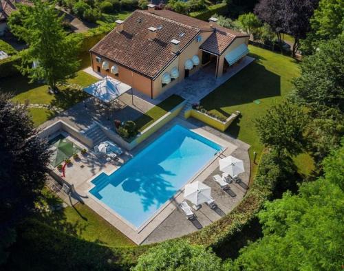 Giavera del Montello Cama Y Desayuno | Villa Fior di Robinia