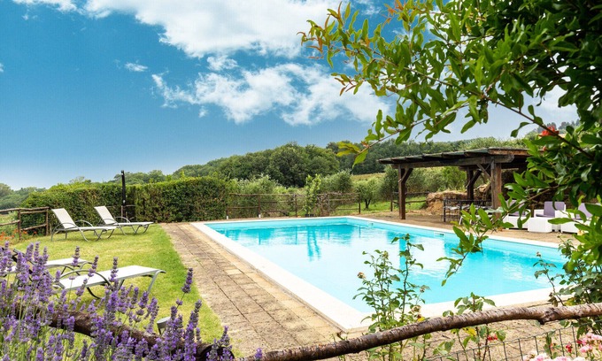 Pienza Villa | Villa Fonte siena in Val d'Orcia with pool and unique view