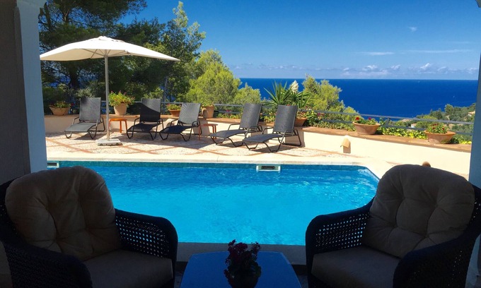 S'Empeltada Villa | Con impresionantes vistas del mar y una piscina climatizada