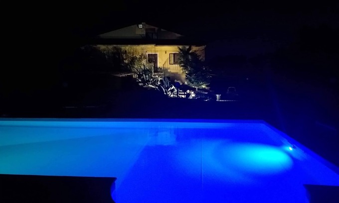 Calascibetta Villa | Magnífica villa con gran piscina ubicada en el corazón de Sicilia.