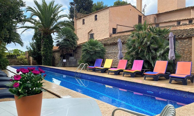 Vilanova I la Geltru Villa | XV Century Villa cerca de Barcelona/ ideal para grupos/ empresas / familias