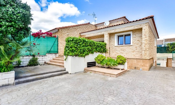 Calpe Chalet De Esquí | Alquiler de villa en Calpe, BERNIA