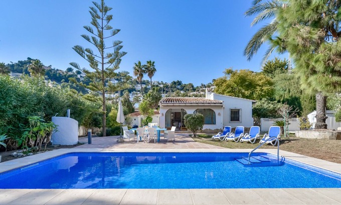 Benimeit Villa | Alquiler de villa en Moraira BENIALI para 6 pax con piscina privada.
