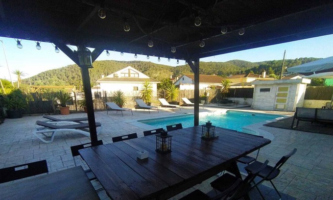 Canyelles Villa | Villa Franz beautiful house nearby from Sitges