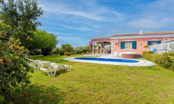 Orosei Villa | "Villa Funtana Cortese" con piscina privada, Wi-Fi y aire acondicionado