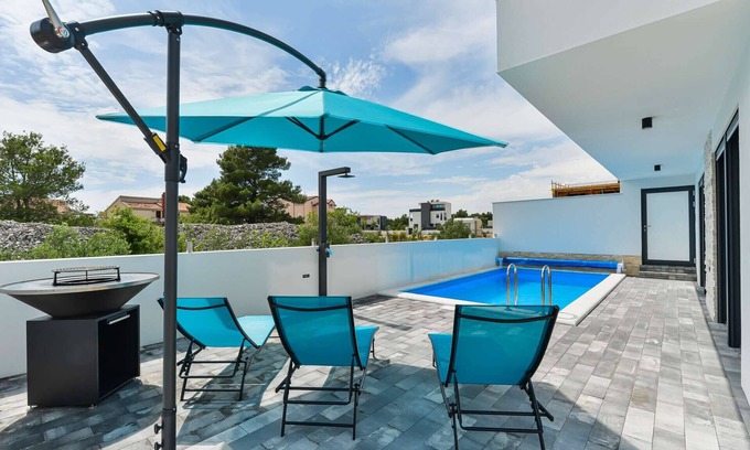 Srima Villa | Villa Gemini I. with a private pool