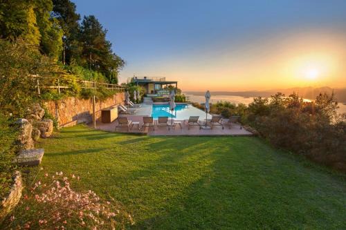 Torri del Benaco Villa | Villa GEMMMA With Pool