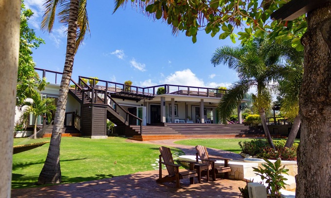 Whitehouse Villa | Villa Gilgal - Las posibilidades son infinitas ...