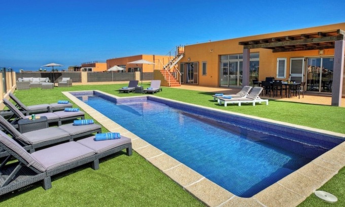 Costa de Antigua Villa | Villa Birdie