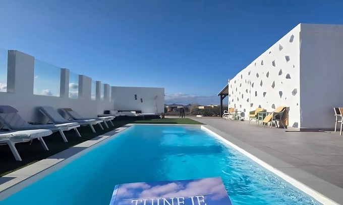 Tuineje Casa | Villa Gozo with Private Pool and Big Garden