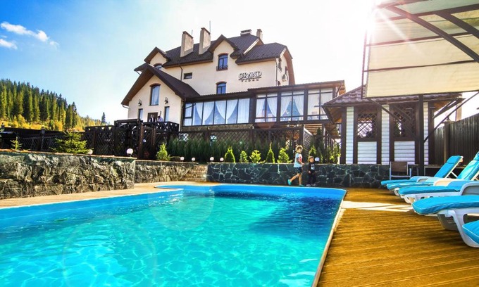 Skhidnytsya Hotel | Villa Grand