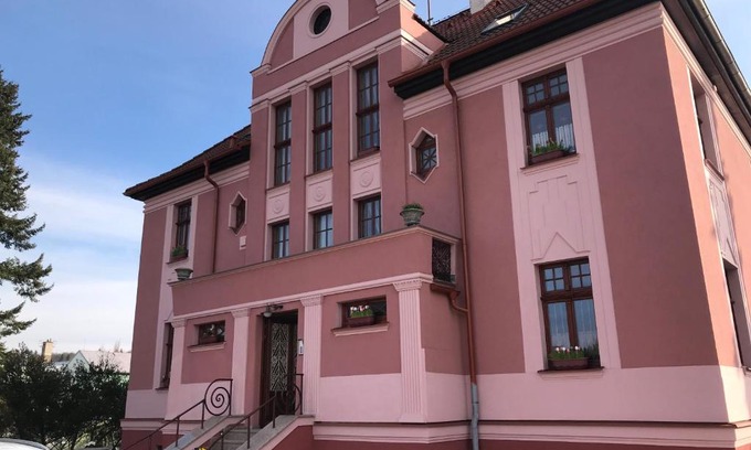 Ostrov Apartamento | villa Gross-Nádražní 320 Ostrov