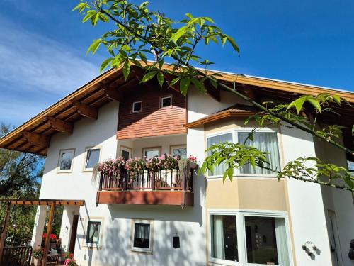 Treze Tilias Apartamento | Villa Gruntal Hospedaria