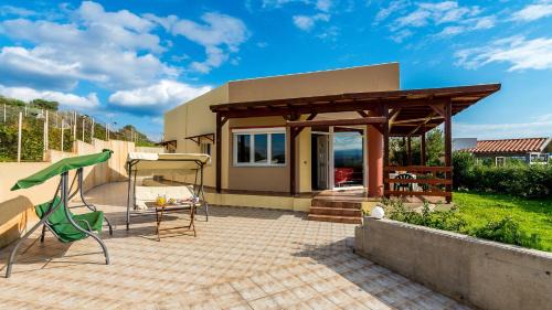 Livadi Casa | Villa Helen 200m from the beach in Tersanas BY APOKORONAS-VILLAS
