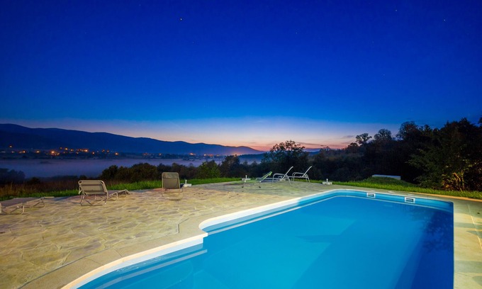 Gorinka Apartamento | Villa Hills