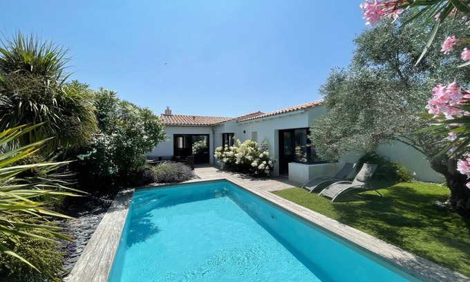 Rivedoux-Plage Villa | Villa Hollyhocks -Villa con encanto