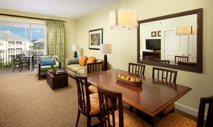 Florida Central Atlantic Coast Villa | Villa hot tub, balcony, Walt Disney