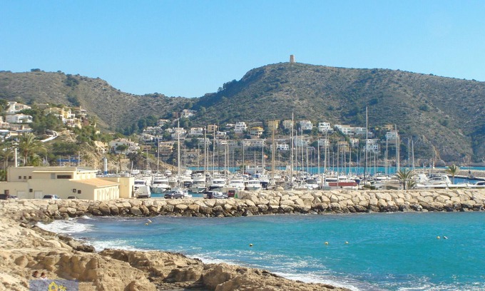 Benimeit Chalet De Esquí | Vivienda de vacaciones con piscina privada en Moraira, Costa Blanca, España para 4 personas