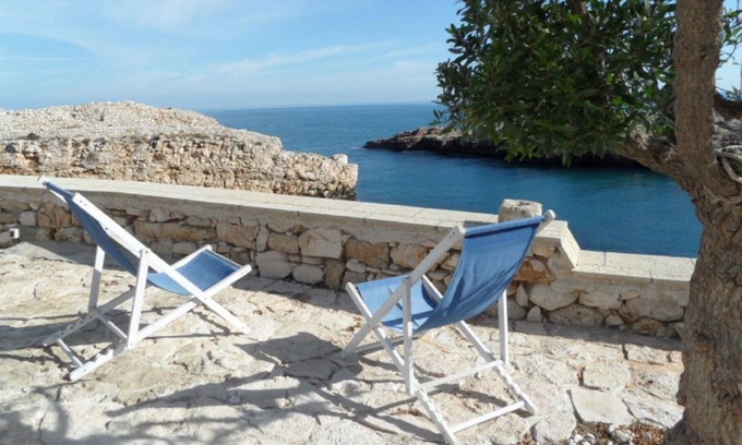 Polignano a Mare Villa | Villa 'Il Rifugio Del Marinaio' con vistas al mar, terraza privada y aire acondicionado