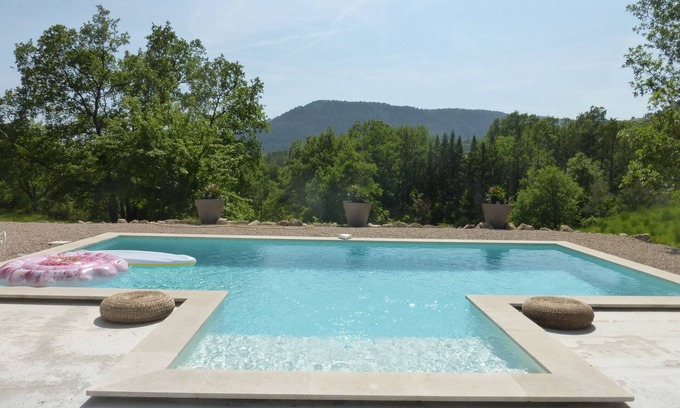 Bargemon Casa | Villa in a green setting, not overlooked, facing the village of Bargemon