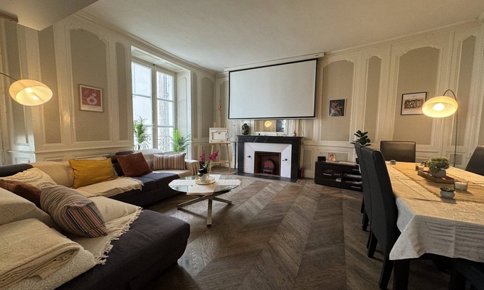 Republique Villa | Estancia patrimonial elegante en Le Mans