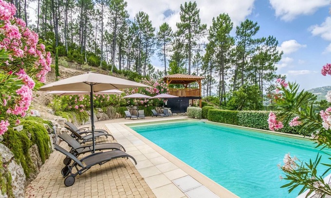 Le Muy Villa | Villa en Le Muy con piscina y bosque