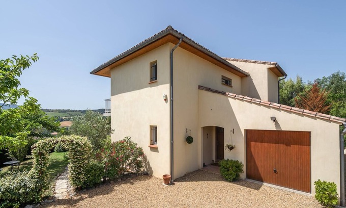 Limoux Villa | Amplia villa con piscina privada y jardín cerrado.