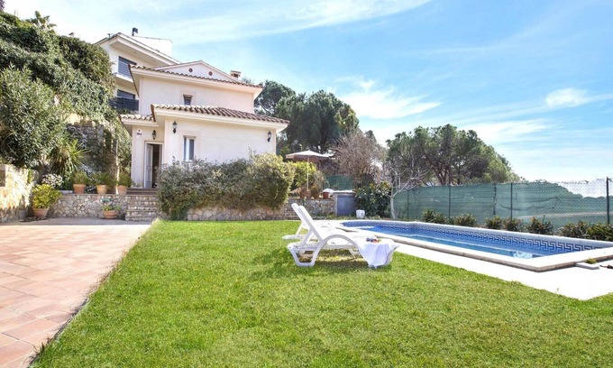 Vidreres Villa | Villa en Lloret de Mar con Piscina Privada