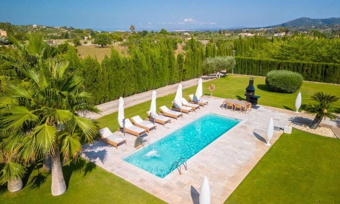 Selva Villa | Villa en Mallorca con Espacio para Eventos