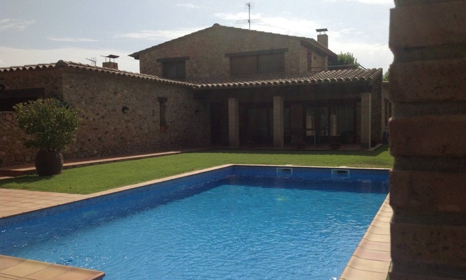 Peratallada Villa | Villa en Peratallada con piscina privada