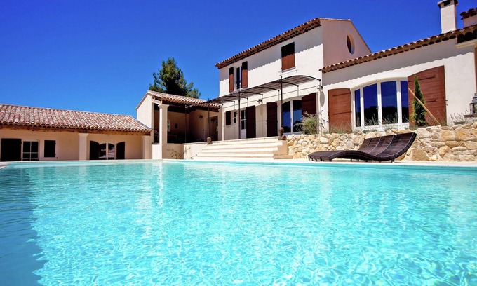 Apt Villa | Villa en Provenza con Piscina Infinita