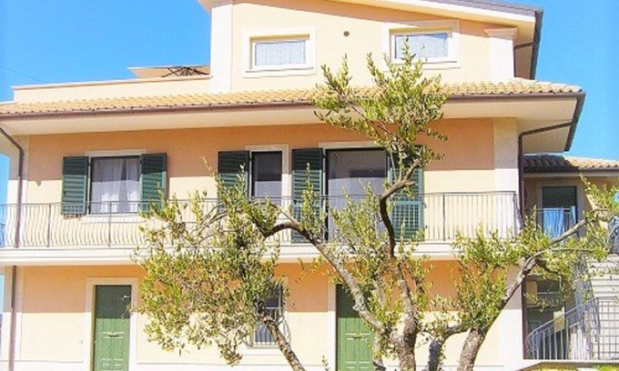 Atina Apartamento | Villa en el campo para unas vacaciones en la relajación