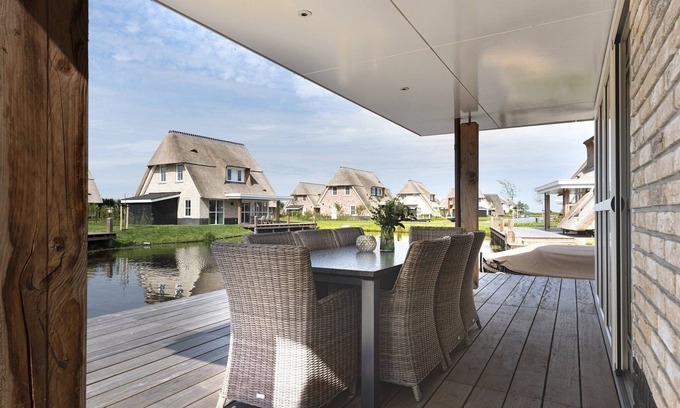 Delfstrahuizen Villa | Villa en Tjeukemeer con sauna