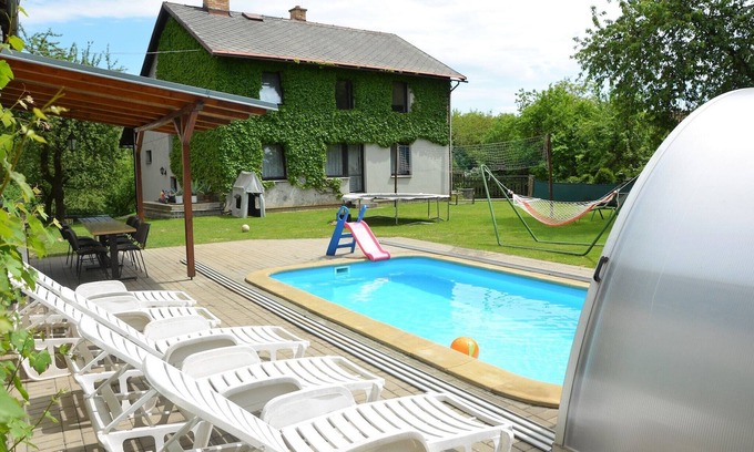 Zelenecka Lhota Casa | Villa en Zelenecká Lhota con Piscina Privada