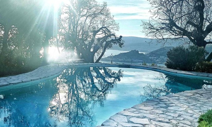 Lake Bracciano Villa | Villa, increíble vista al lago, piscina y playa privada en Trevignano Romano