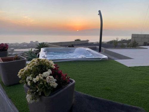 Armenime Casa | Villa Infinity Vistas Wiffi y jacuzzi
